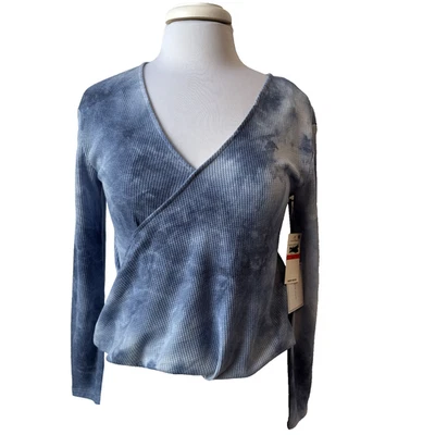 1 State Nuevo con Etiquetas Para Mujer XS Boho Indigo Tie Dye Envolvente Térmico Top Suave Costero Playa Foto 1 de 4