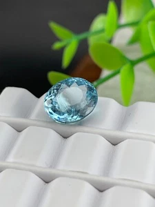 Sky Blue Faceted Aquamarine Oval shape Natural Gemstone 4.11 Carat - Picture 1 of 8