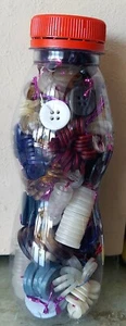BUTTON SETS~4 HOLE~11 Oz Plastic BOTTLE FULL~vintage~see Photos~read Details~ - Picture 1 of 6