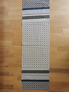 beiger Tischläufer mit Punkten und Streifen von H&M - Bild 1 von 2