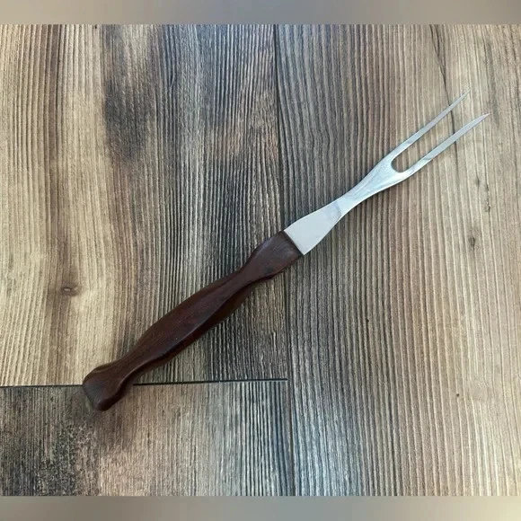 Vintage Cutco No. Tenedor para servir 26 tallas con mango marrón hecho en EE. UU. Foto 1 de 4