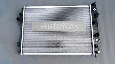 Radiador para Chevrolet Camaro / Pontiac Firebird V6 manual automático 93-02 99 00 01 Foto 1 de 4