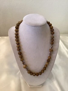 Collar de cuentas de jaspe de grano de madera cierre de plata de ley - Imagen 1 de 4