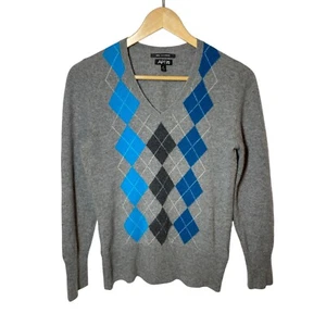 Apt.9 Cashmere V-Neck Sweater M Gray Blue Womens Argyle Preppy Old Money Classic - Picture 1 of 6