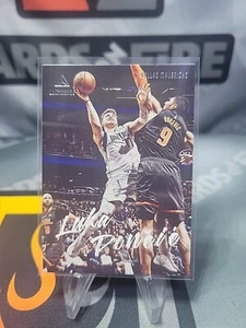2020-21 Panini Chronicals Luminance Luka Doncic Dallas Mavericks #159 - Picture 1 of 2