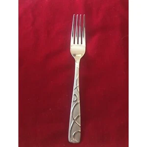 CAMBRIDGE CONQUEST STAINLESS DINNER FORK - Picture 1 of 3