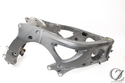 03-05 Yamaha YZFR6 R6 R6S Main Frame Chassis SLVG Foto 1 de 4