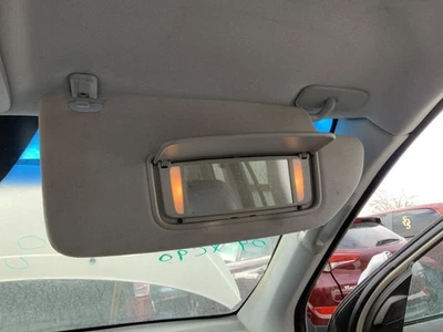 Passenger Right Sun Visor Illuminated Fits 03-06 VOLVO XC90 1325019 - Image 1 of 4