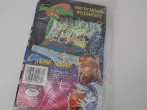 Space Jam Michael Jordan Tune Squad Monstars Kissenhülle Looney Tunes, 30" x 20" - Bild 1 von 4