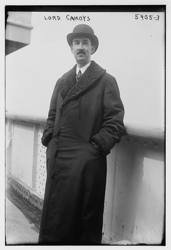 VETEMENTS Lord Camoys abbigliamento foderato in pelliccia cappotti passeggeri di barche cappelli uomini servizio notizie bagno