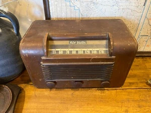 Antique/Vintage RARE RCA VICTOR MODEL TUBE RADIO untested wood case - Picture 1 of 7