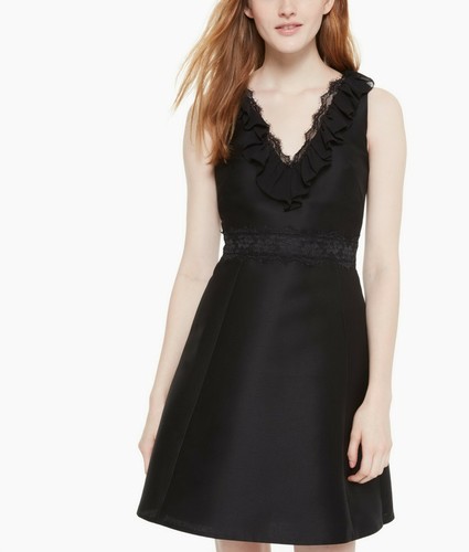 NUOVO abito Kate Spade aderente e svasato in pizzo nero taglia 6 prezzo al pubblico consigliato $428