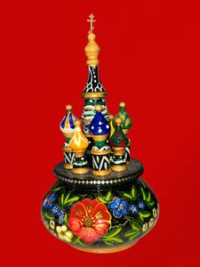 Handmade Saint Basil’s Cathedral Music Box Russian Khokhloma Folk Art - Picture 1 of 9