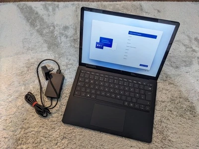 Microsoft Surface Laptop 4 13 inch Intel Core i5 1145G7 16GB RAM 512GB SSD - Image 1 of 4