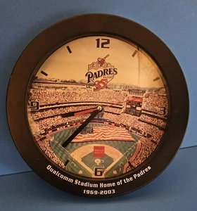 San Diego Padres 35th Anniversary Baseball Team Clock 2003 tested working Sycuan - Picture 1 of 9