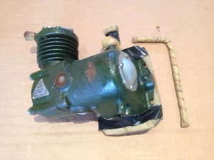 SMITHS MILITARY VEHICLE GEAR BOX DRIVEN TYRE PUMP SM 63 AM FV - Picture 1 of 5