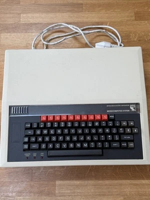 Acorn BBC Micro Computer Model B - Image 1 of 4