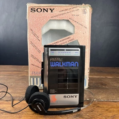 Sony Walkman WM-F31 Radio Lettore Cassette Stereo Personale Boxato LEGGERE DESCRIZIONE - Immagine 1 di 4