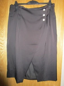 H&M UK 18 Black Lined Skirt RRP £35.00 - Picture 1 of 4