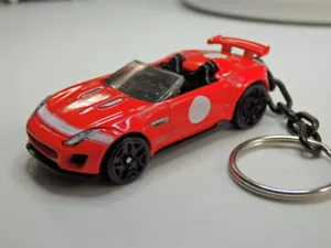 Hot Wheels 2015 Jaguar F-Type Roadster Racing with a Keychain Keyring - Picture 1 of 2