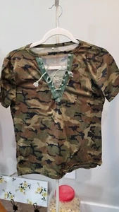 Boutique Camo Size L Short sleeve top - Picture 1 of 5