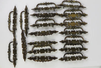 lot of 18 Vintage  Canada  Pull Brass  C.P 1919 - Image 1 of 4