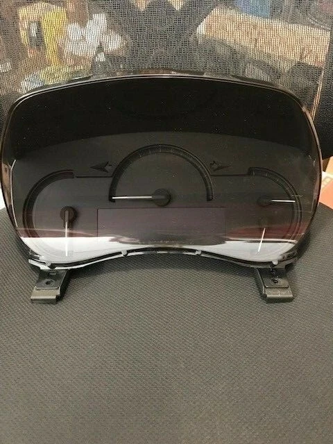 Cadillac ATS 2013 calibre velocímetro en racimo 23102480 77067 millas Foto 1 de 3