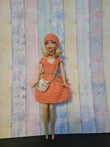 barbie kleidung handarbeit - Bild 1 von 2