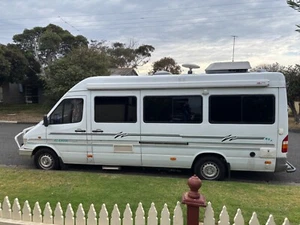Mercedes benz motor homes for sale used - Picture 1 of 12