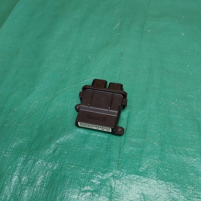 Модуль датчика переднего пассажирского сиденья пассажира 2010-2013 Kia Forte от оригинального производителя 88950-1m600 - Изображение 1 из 4