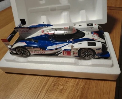 Toyota TS040 Hybrid 24h Le Mans 2014 #8 Autoart 1:18 - Immagine 1 di 4
