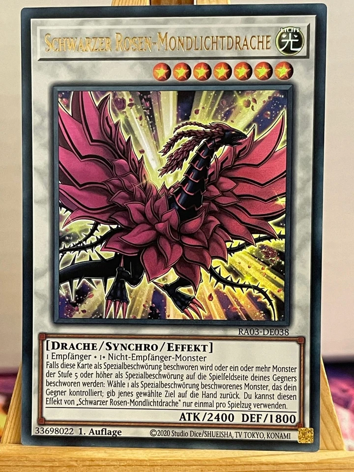 Schwarzer Rosen-Mondlichtdrache RA03-DE038 Ultra Rare Deutsch NM YUGIOH - Bild 1 von 1
