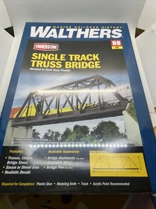 Walthers Single-Track Truss Bridge - Kit - 20 x 3-1/4 x 5'' - HO Scale Model - Picture 1 of 7