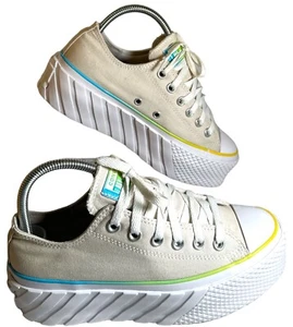 Converse 2X Lift Plateau-Low-Top-Sportschuhe mit Farbverlauf, weiß A00559C, UK Damen 5 - Bild 1 von 10