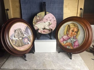 3 Decorative Cat Plates Vintage Granny Cottage Core Kitsch Pink Gold 2 Frames - Picture 1 of 9
