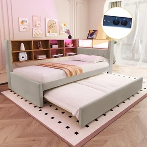 Tagesbett LED Schlafsofa 90x200 mit Ausziehbett 90x190 & Ladeanschluss hellgrau - Bild 1 von 10