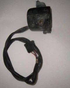 1981 YAMAHA MAXIM XJ550 RIGHT HANDLE CONTROL - Picture 1 of 6