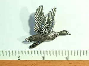 Canadian Goose Pin Extra Large 3-D Metal Vintage Hat Tack - Picture 1 of 1