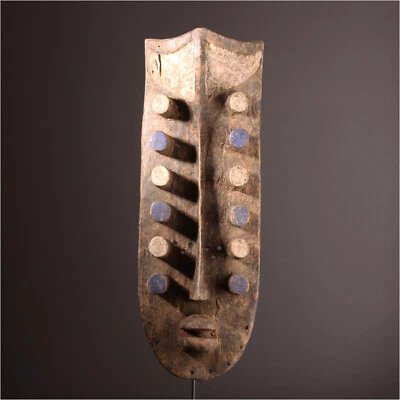 13718 # Máscara de guerrero Grebo Kru Liberia con soporte de metal Foto 1 de 4