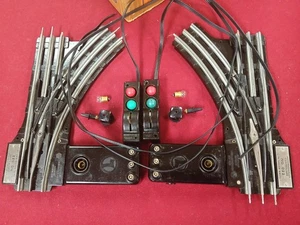 Lionel 022 Remote Controlled O Gauge Switches, Left and Right Hand - Picture 1 of 7