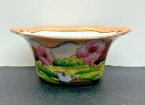 Vintage Made in Japan Handled Oriental Landscape Scene Small Porcelain Bowl - Picture 1 of 6