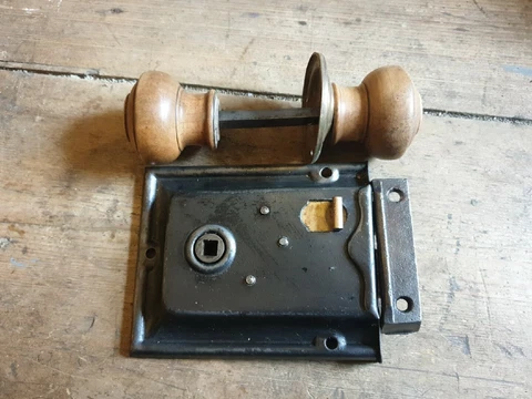 Old/vintage metal door rim lock, wood handles & Brass backplate & keep Cover