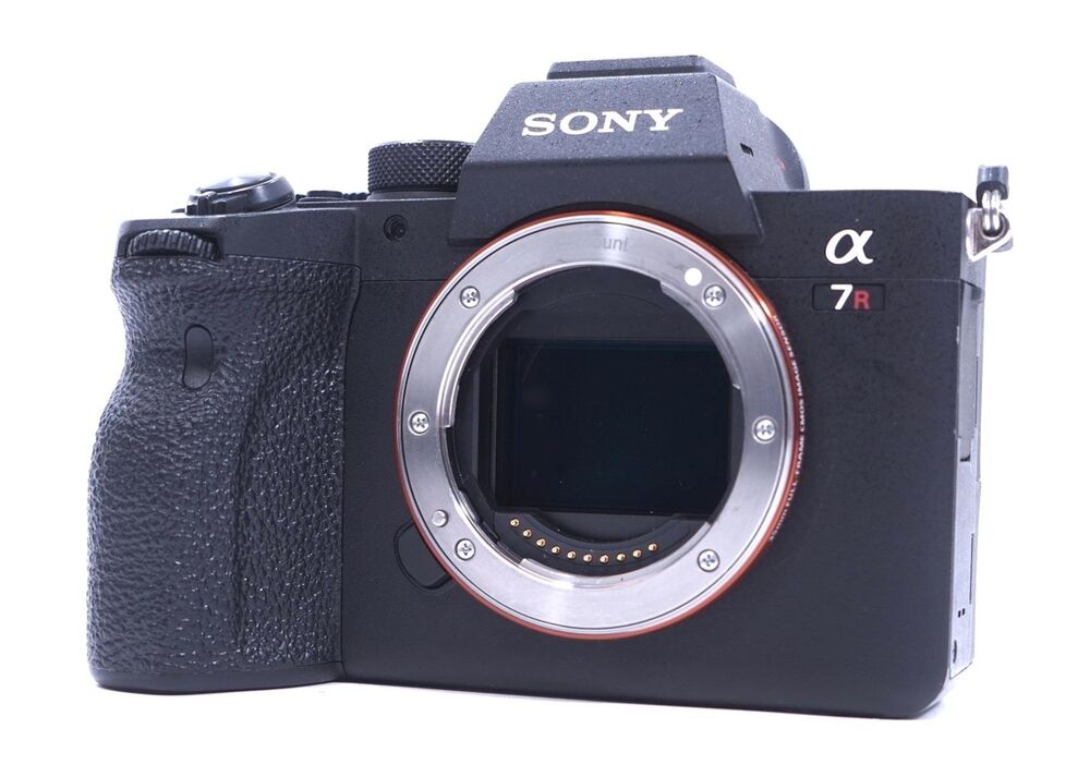 Sony A7R IV 61.0MP Mirrorless Digital Camera - AS IS - Free Shipping