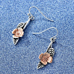 Preciosos Nuevos Pendientes Colgantes de Plata Tibetana Moda Joyería Pluma y Flor Gancho - Imagen 1 de 4