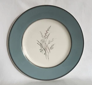 CROWN DUCAL DINNER PLATE IRONSTONE PLATE BLUE WHITE AND SILVER FERNS AND FLOWERS - Picture 1 of 8