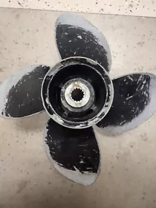 Mercury Spitfire Pontoon Aluminum Propeller 4 Blade 13.4 Dia 15P RH 48-8M8026580 - Bild 1 von 17