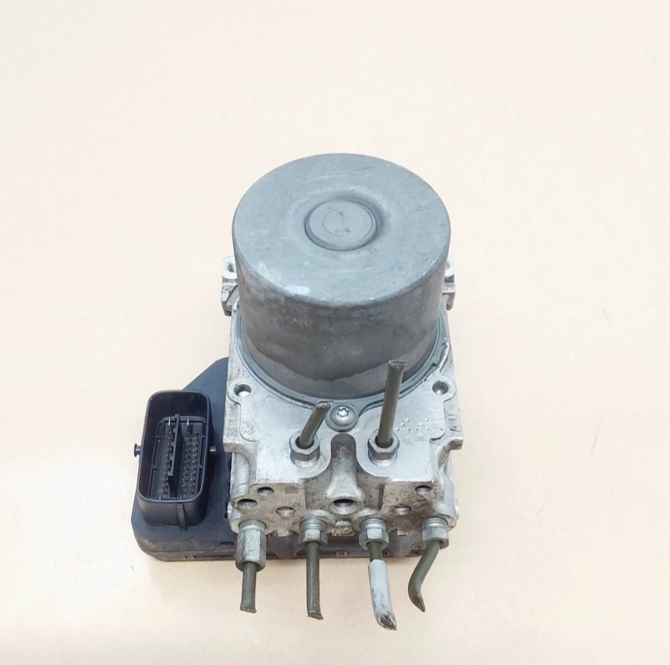 Toyota SCION TC 2011 módulo de bomba ABS freno antibloqueo 44540-21030 OEM Foto 1 de 4