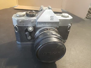Petri 35 Mm Camera. - Picture 1 of 10
