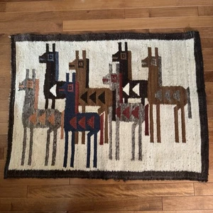 Vintage Hand Woven Peruvian Alpaca Pictorial Kilim Rug 36” x 28” South American - Bild 1 von 10