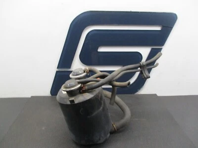 Nissan 300ZX 1986 - bote de carbón Foto 1 de 4